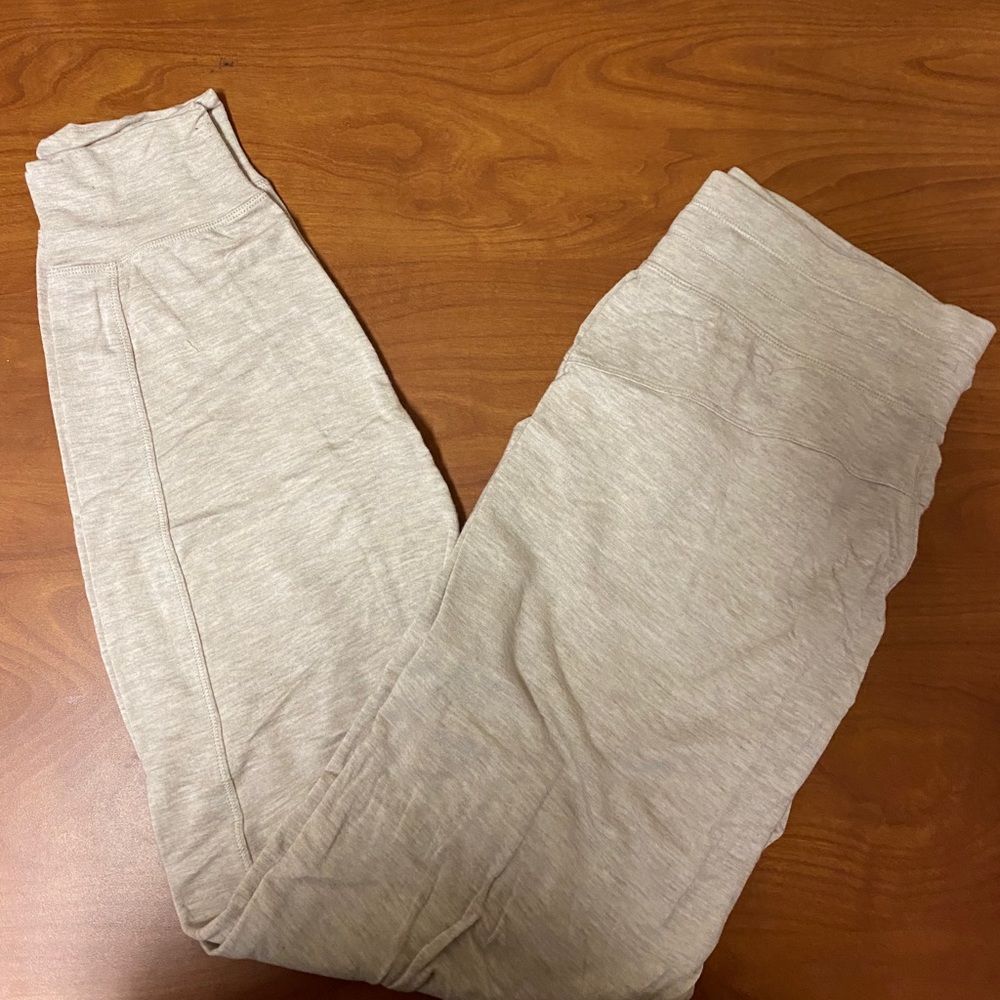 Lululemon joggers